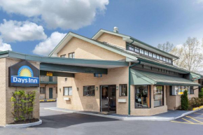 Гостиница Days Inn by Wyndham Woodbury Long Island  Вудбери